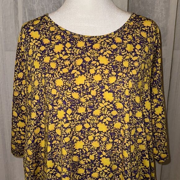 LuLaRoe M Purple Gold Yellow Crewneck Drop Short Sleeve Oversized Irma Top - Picture 2 of 12